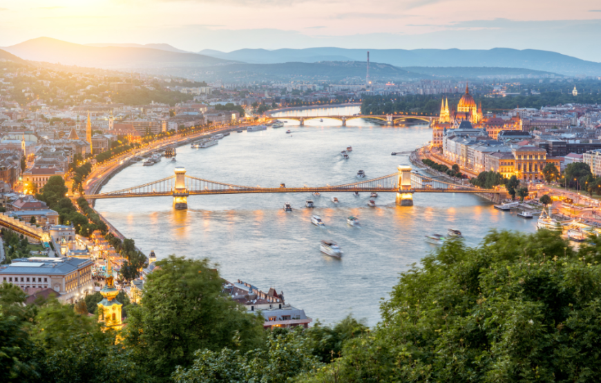 Comfortable Central Europe Tour (7 Cities, 4 Countries) – TEST